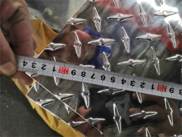 aluminum floor plate